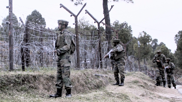 Pakistan has built 30 launch pads along the LoC to infiltrate militants in jammu kashmir Pakistan has built 30 launch pads along the LoC to infiltrate militants in jammu kashmir