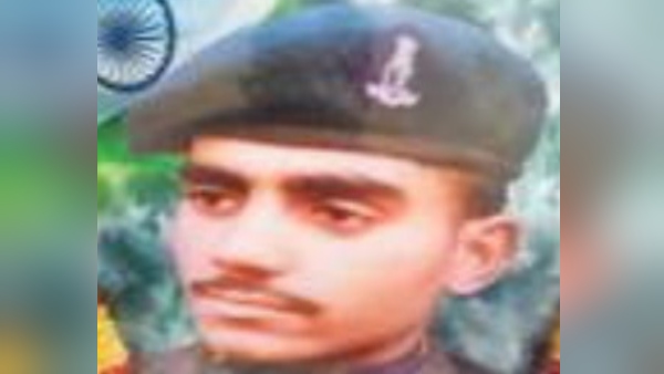 शहादत के 6 दिन पहले नरेश ने लिखा था-'1971 में पिताजी शहीद हुए थे, मैं भी पीछे नहीं हटूंगा'