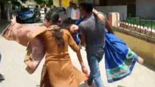 woman tries to kidnap married daughter in sitapur woman tries to kidnap married daughter in sitapur