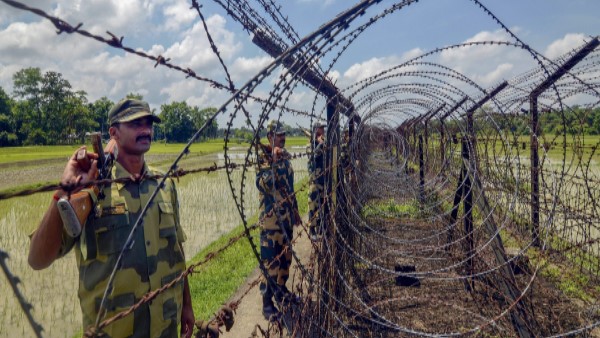 Defence Ministry says Terrorist being continuously encouraged by Pak Military to infiltrate in India Defence Ministry says Terrorist being continuously encouraged by Pak Military to infiltrate in India