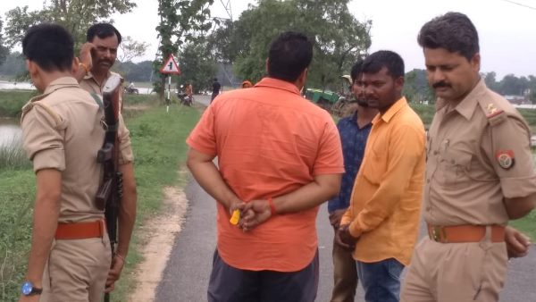घर से भागकर मंदिर में की शादी
