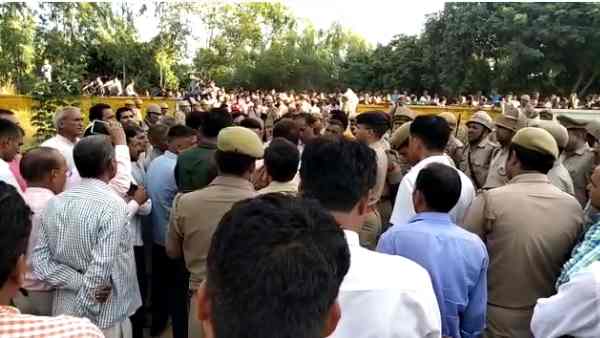 A man died after receiving bullet injuries following Zila Panchayat by-poll A man died after receiving bullet injuries following Zila Panchayat by-poll