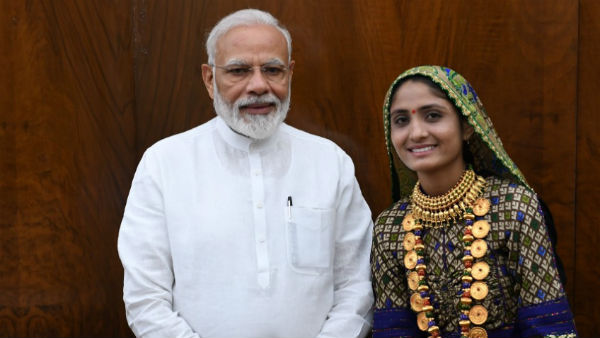 PM मोदी ने गायिका को दिए थे 250 रुपए