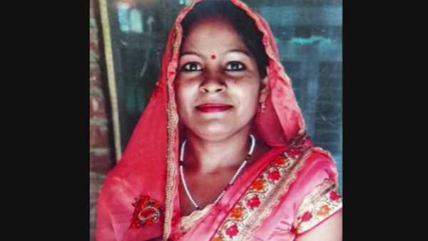 wife set herself on fire in the closed room wife set herself on fire in the closed room