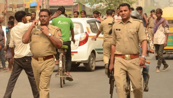 दीवार काटकर शव को बाहर निकाला