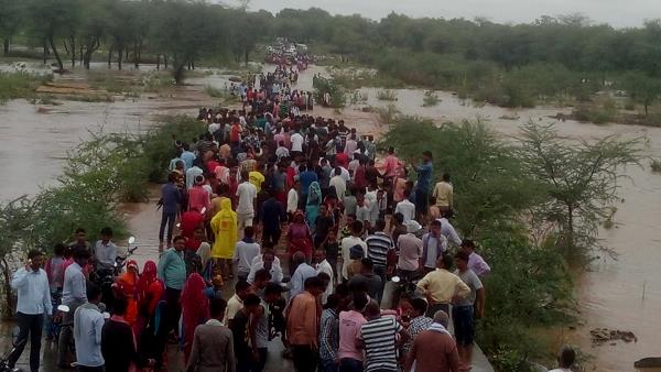 किसानों के साथ-साथ कावड़िए भी खुश