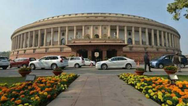 जम्मू कश्मीर में राष्ट्रपति शासन की अवधि 6 महीने तक बढ़ाने के प्रस्ताव को राज्य सभा में मिली मंजूरी जम्मू कश्मीर में राष्ट्रपति शासन की अवधि 6 महीने तक बढ़ाने के प्रस्ताव को राज्य सभा में मिली मंजूरी