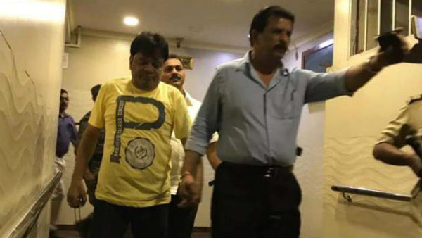 सुपरकॉप प्रदीप शर्मा का पहला शिकार