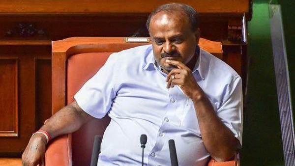 Karnataka Governor letter to CM HD Kumaraswamy to prove majority before 6 pm Karnataka Governor letter to CM HD Kumaraswamy to prove majority before 6 pm