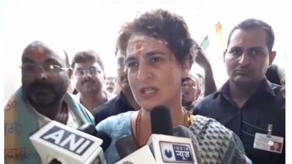 priyanka gandhi gave her condolences to former Delhi cm sheila dikshit priyanka gandhi gave her condolences to former Delhi cm sheila dikshit