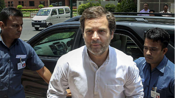 राहुल को मनाने के लिए भूख हड़ताल