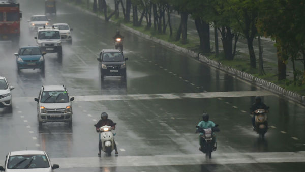 मुंबई समेत महाराष्ट्र के कई इलाके बारिश से प्रभावित