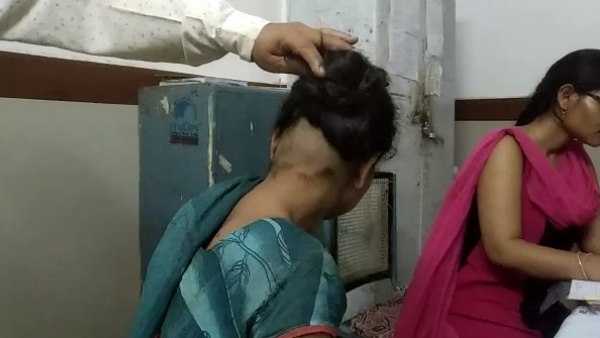 महिला की हालत देख दंग रह गई पुलिस