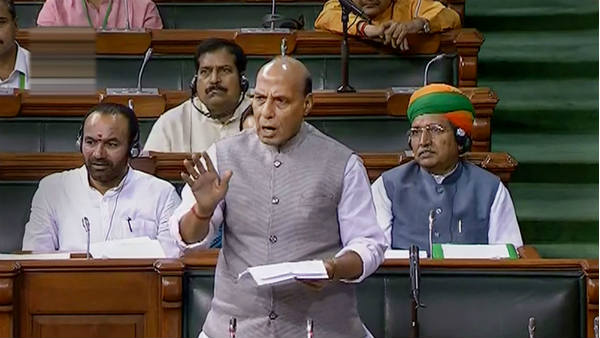 किरण बेदी के मसले पर राजनाथ का जवाब
