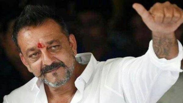 सीनियर सिटीजन हो गया हूं, टैक्स में छूट दो...