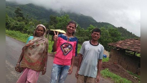 माता-पिता करते हैं खेती, मजदूरी कर पढ़ाया