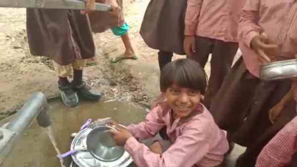 students of primary school were forced to wash utensils students of primary school were forced to wash utensils