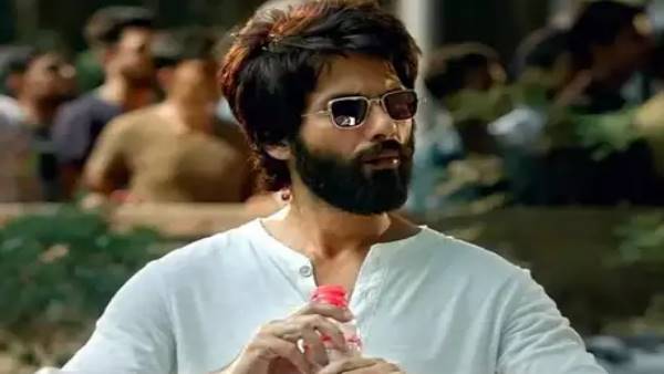 Shahid Kapoor opened up about hiking the fees for hindi Jersey Shahid Kapoor opened up about hiking the fees for hindi Jersey