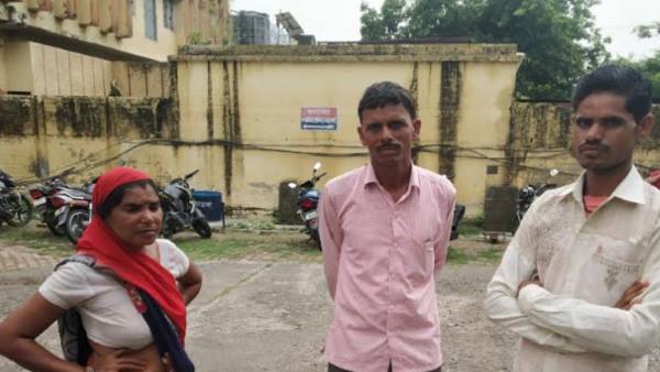 Shahjahanpur: two minor girl Missing from home, female IPS says- I will help Shahjahanpur: two minor girl Missing from home, female IPS says- I will help