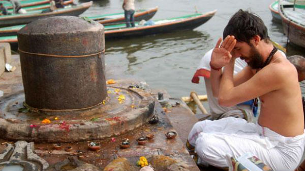 सावन के महीने में कौन सा फल चढ़ाएं शिव को