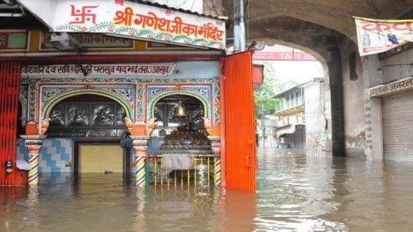 Heavy Rain and Flood in Sikar Rajasthan Many Video Viral Heavy Rain and Flood in Sikar Rajasthan Many Video Viral