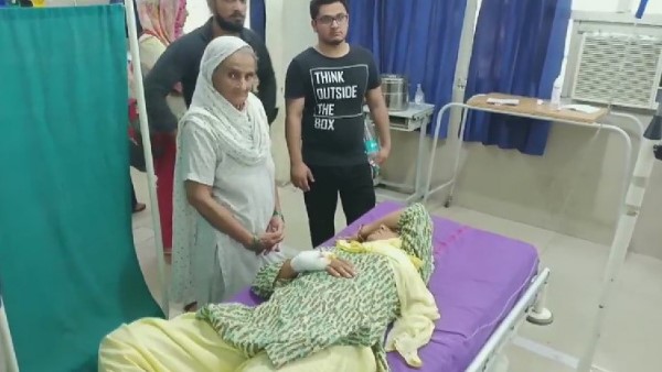 A student attacked his teacher with a sharp object in sonipat A student attacked his teacher with a sharp object in sonipat