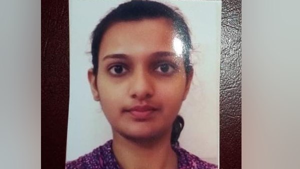 mbbs girl student died under mysterious circumstances in jhansi mbbs girl student died under mysterious circumstances in jhansi