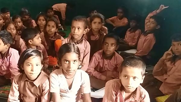 teacher suspended in pilibhit over torturing minor girl student teacher suspended in pilibhit over torturing minor girl student