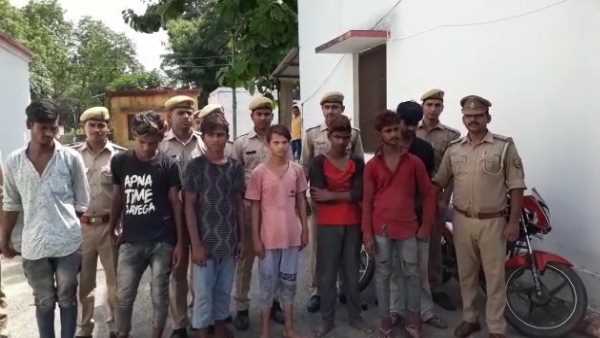 police arrested many boys for mobile and bike theft police arrested many boys for mobile and bike theft