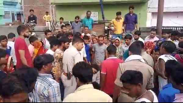 daughter died on the spot after peepal tree fell on her daughter died on the spot after peepal tree fell on her