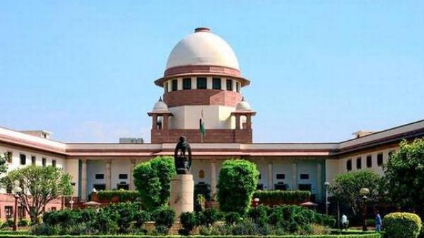 50 हजार से ज्यादा सहायक शिक्षकों की नौकरी पर था संकट