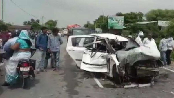 Centre govt handed over the investigation of road accident case of Unnao rape survivor to CBI Centre govt handed over the investigation of road accident case of Unnao rape survivor to CBI