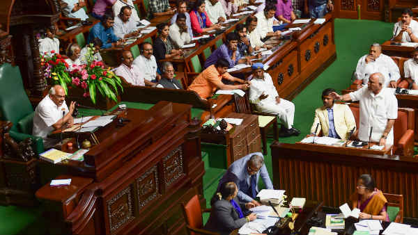 गठबंधन के पास सिर्फ 98 विधायक- येदियुरप्पा