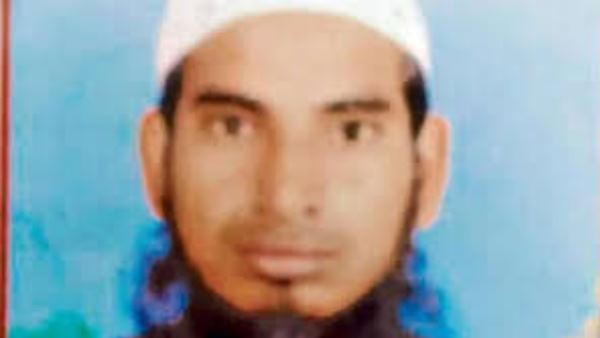Delhi teacher beaten to death over price of headphones Delhi teacher beaten to death over price of headphones