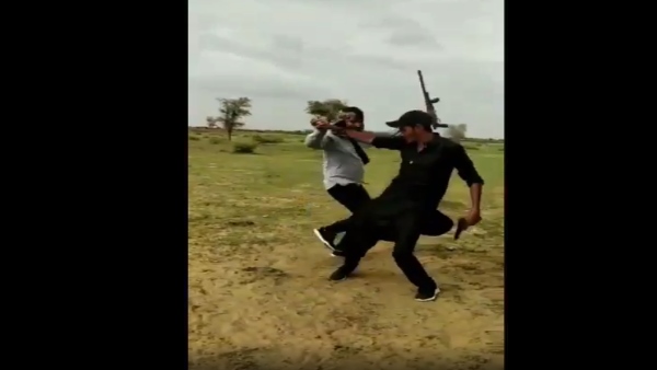 जेम्स बॉन्ड से प्रभावित है गैंग 007
