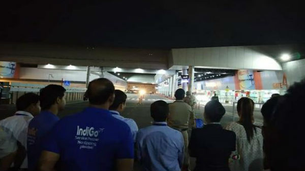 Delhi IGI Airport Received A bomb threat call for Terminal 2,departure area was evacuated while arriving passengers were on hold inside aircraft. Delhi IGI Airport Received A bomb threat call for Terminal 2,departure area was evacuated while arriving passengers were on hold inside aircraft.
