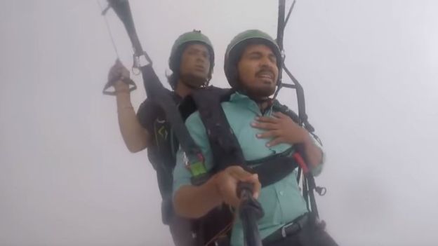 VIRAL GRAB VIRAL GRAB