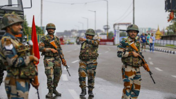 कई राज्यों में हाई अलर्ट