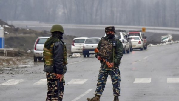 'यूनएससी माला लेकर खड़ा नहीं होगा'