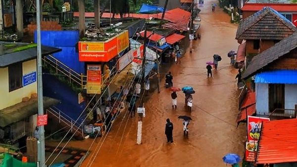 केरल में भारी बारिश का रेड अलर्ट