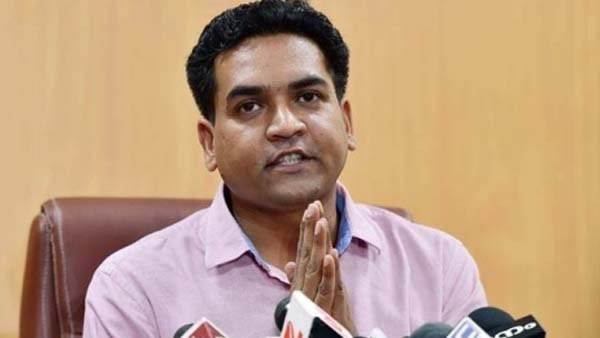 विधायक के रूप में अयोग्य किये गए हैं मिश्रा