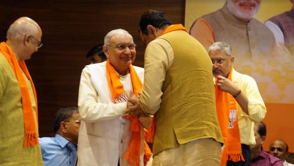पद्मश्री से सम्मानित तेजस पटेल भी जुड़े