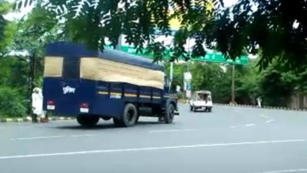 सुरक्षा को देखते हुआ हाई अलर्ट