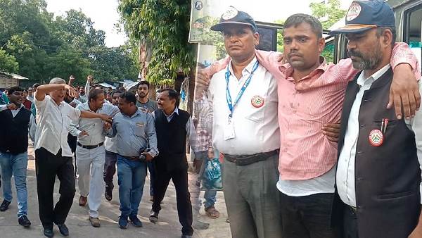 Watch video: Army Man beaten by UP Police at Barabanki Watch video: Army Man beaten by UP Police at Barabanki