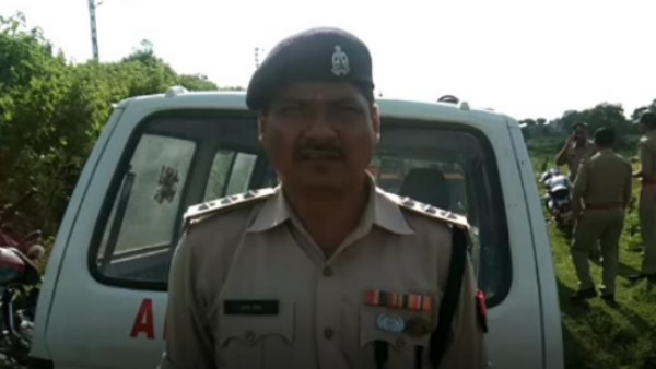 girl dead body found near railway track in ayodhya girl dead body found near railway track in ayodhya