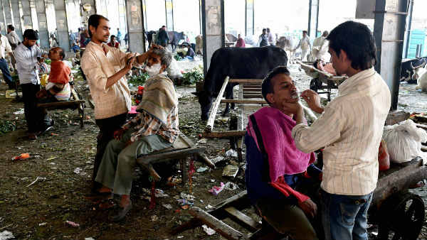 युवा पीढ़ी को पुश्तैनी पेशे में लौटने की सलाह