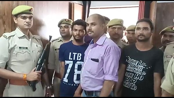 मिर्जापुर व वाराणसी के रहने वाले हैं आरोपी