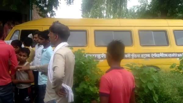 many students injured after school bus overturned on road many students injured after school bus overturned on road