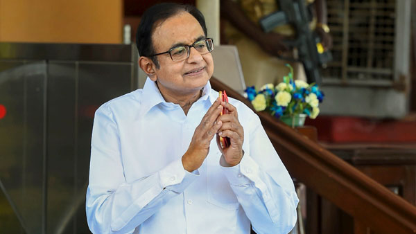 लंबे समय तक रहे हाई कोर्ट में