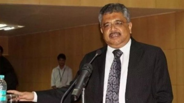 सॉलिसिटर जनरल तुषार मेहता की पत्नी का मोबाइल छीन ले गए मोटरसाइकिल सवार बदमाश सॉलिसिटर जनरल तुषार मेहता की पत्नी का मोबाइल छीन ले गए मोटरसाइकिल सवार बदमाश